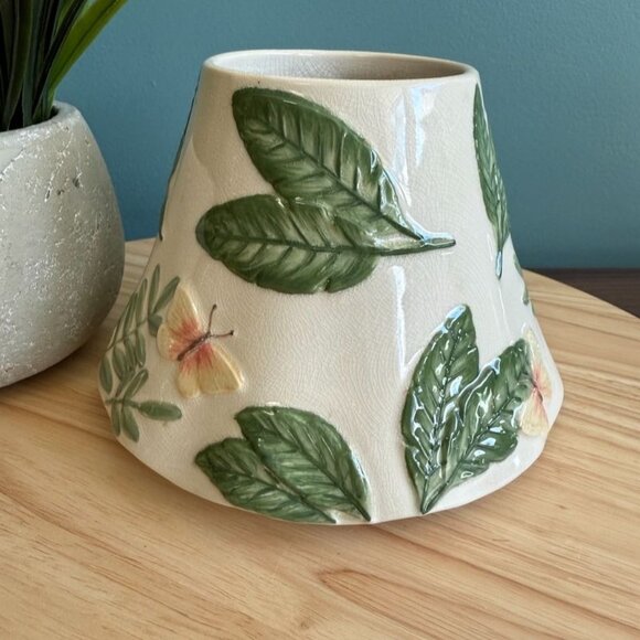 Vintage Yankee Candle Island Butterfly Large Ceramic Jar Shade Leaf & Butterfly - Picture 1 of 9